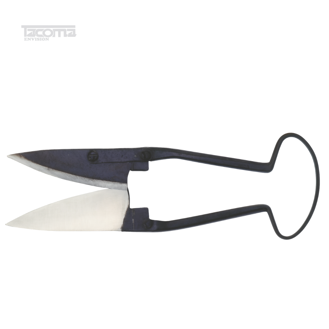 8 Traditional Spring-Loaded Sheep Shears - Image 1